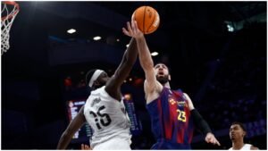 Imágenes del Real Madrid - Barça. (Foto: EFE)