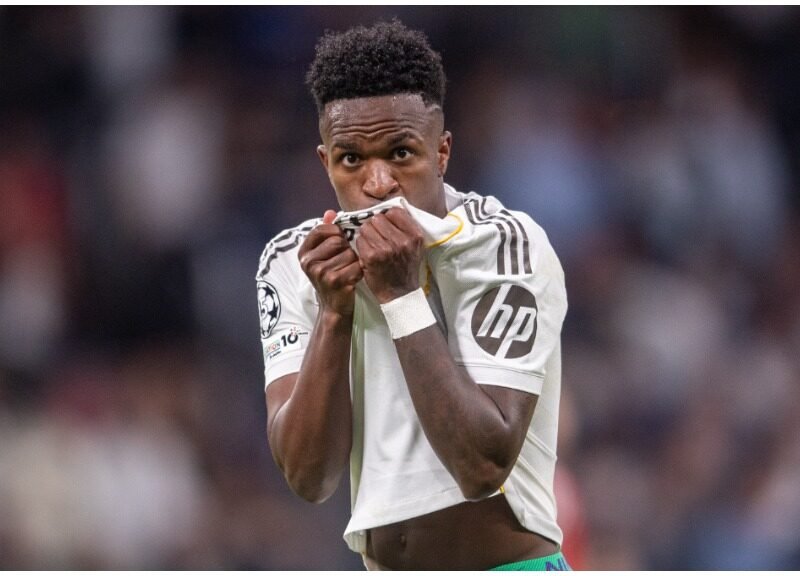 Vinicius baila y el Real Madrid respira: victoria ante el Benfica y pase a octavos