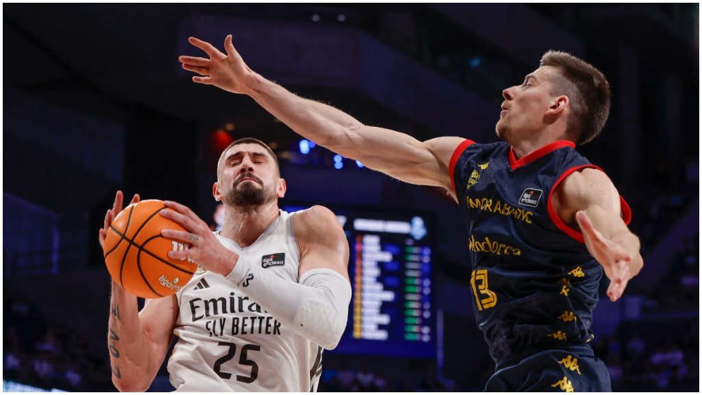 Alex Len, durante el Real Madrid - MoraBanc Andorra