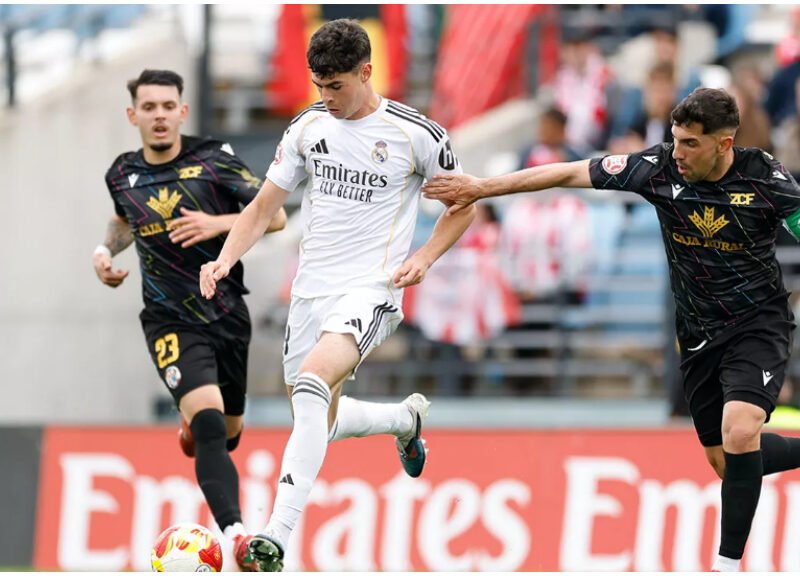 El Castilla se deja dos puntos en el descuento ante el Zamora